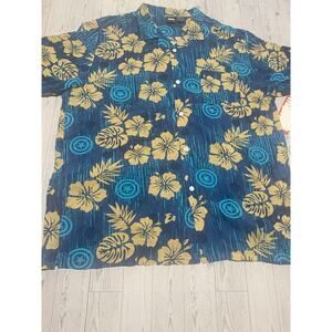Marvel Men’s XL Hawaiian Shirt Captain America Shield Floral Aloha Button Up